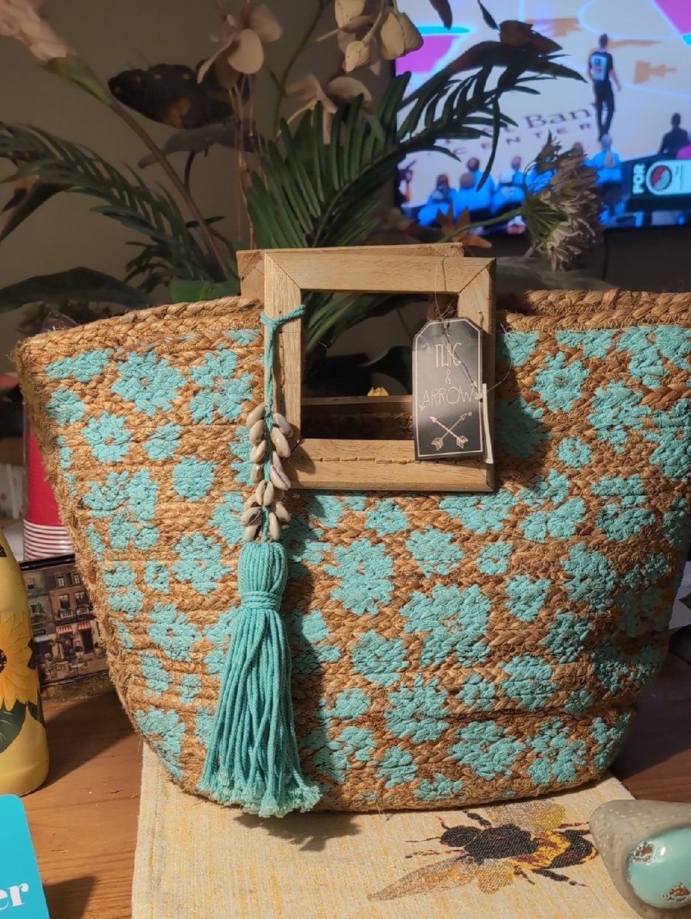 TWIG & ARROW Turquoise Woven Tote with Shell Tassel
